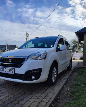 Peugeot Partner cena 39999 przebieg: 208000, rok produkcji 2016 z Proszowice małe 529